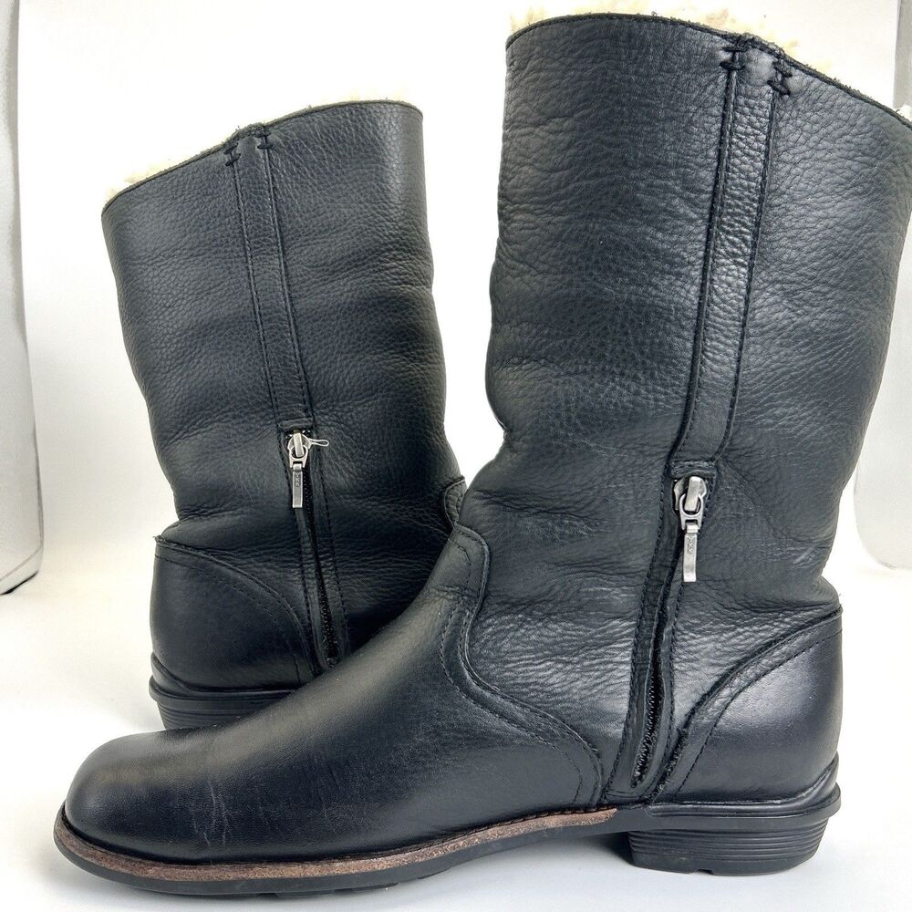 UGG Bellevue Moto Boots Women’s Sz 9 Black Leather Shearling Zip Buckle 5745 - Picture 4 of 11